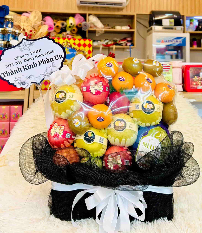 Cách chọn giỏ trái cây kính viếng đúng nghi thức phúng điếu